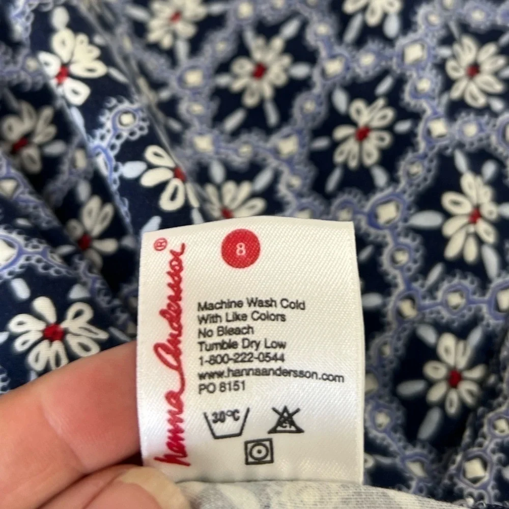 Hanna Andersson A line floral blue and white zip up stretch skirt size 8